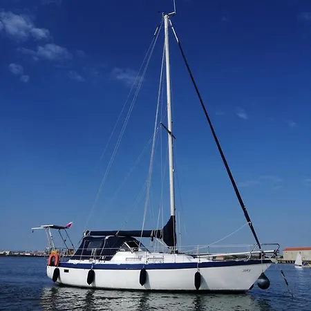 Joky - Floating Refuge