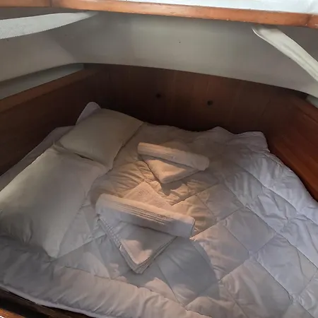 Joky - Floating Refuge