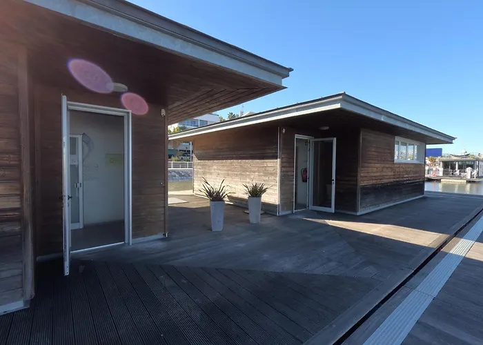 Joky - Floating Refuge * Lisboa