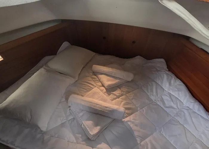 Joky - Floating Refuge